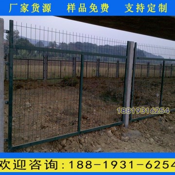 廠家定制鐵路護欄 熱鍍鋅高鐵護欄網(wǎng)
